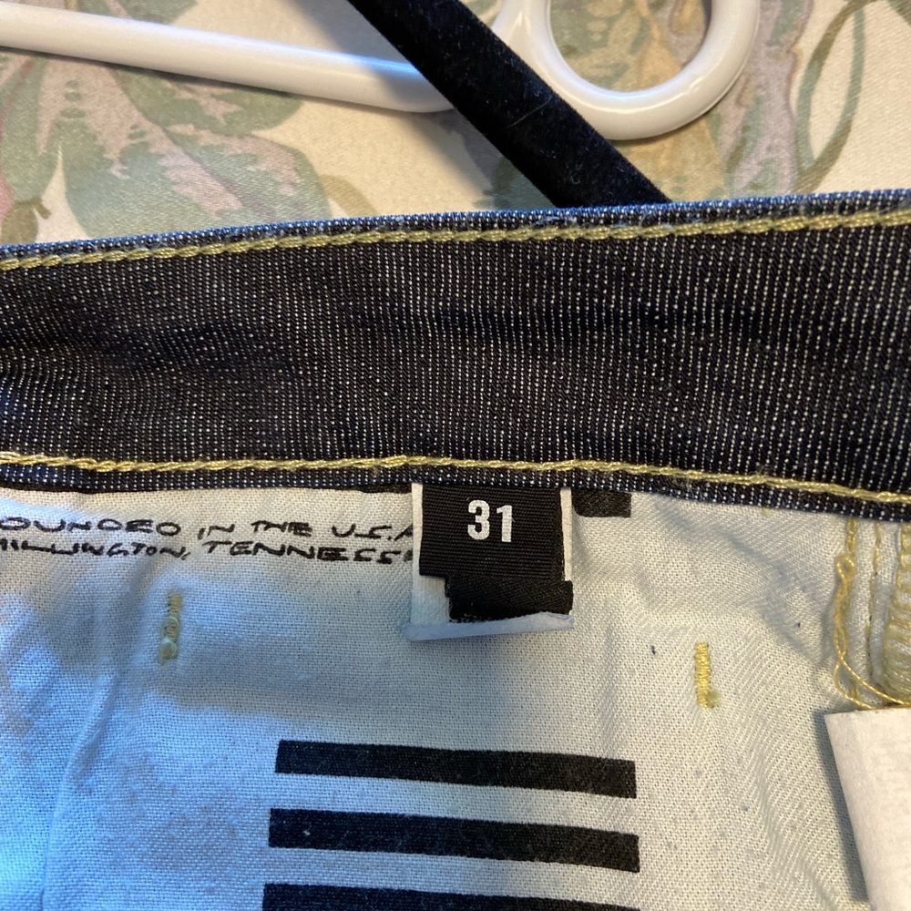 Ladies size 31 skinny